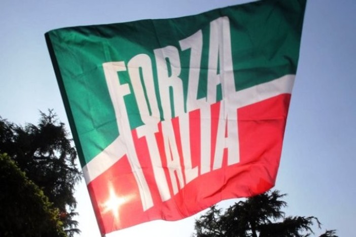 Regionali, Forza Italia sorpassa Lega nei sondaggi. Gli azzurri puntano a 2 assessori