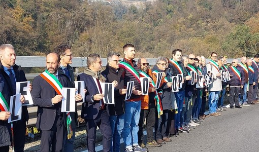 A rischio i fondi per il Ponte Preti, i sindaci del Canavese si mobilitano