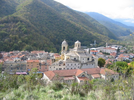 Pieve di Teco 1° comune dell’entroterra per la presenza di nuove attività sul territorio e 3° nell'Imperiese