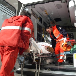 Tragedia a Nole: finisce fuori strada con l'auto, inutili i soccorsi (foto d'archivio)