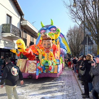 L'annunciato maltempo costringe al rinvio il Carnevalone di Chivasso