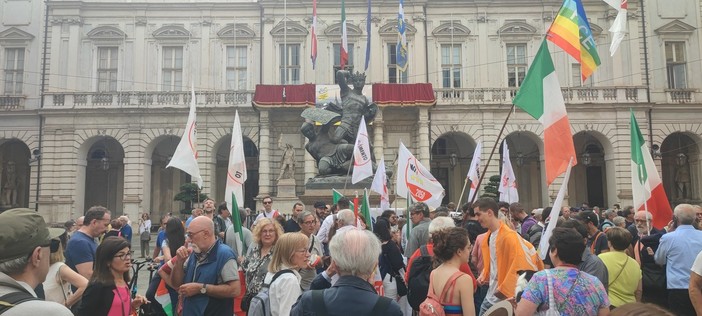 PD e Movimento 5 Stelle tornano uniti per manifestare contro il Governo Meloni