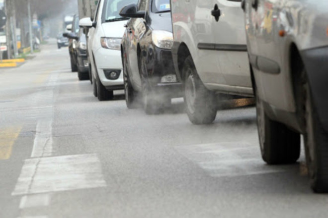 Si spegne il semaforo antismog, da domani torna la libera circolazione