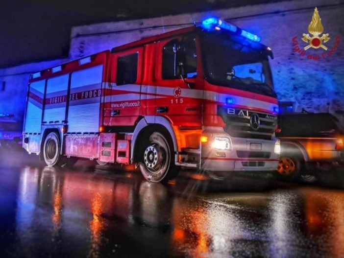 Noasca, incendio distrugge le cucine di un hotel proprio nella notte della Vigilia