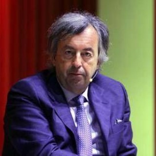 Vaccini, Burioni: &quot;50% genitori rifiuta l'anti-Hpv per disinformazione&quot;