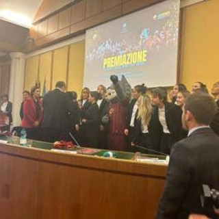 Alla Pisana inno Roma chiude la premiazione di squadre di calcio giovanili