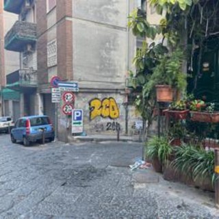 Napoli, morta turista colpita da vaso ai Quartieri Spagnoli