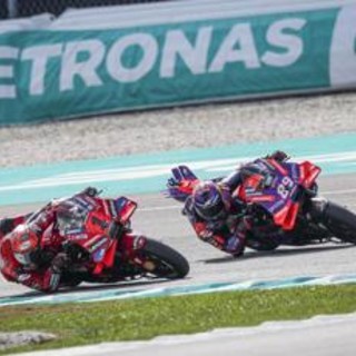 MotoGp, oggi la Sprint a Barcellona: orario, dove vederla in tv e le combinazioni per il titolo