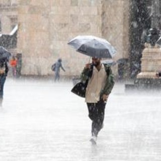 Allerta meteo rossa in Emilia Romagna, oggi chiuse le scuole a Bologna