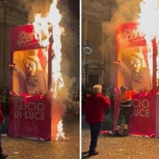 Fantoccio di Giorgia Meloni bruciato al 'Carnevale liberato' di Poggio Mirteto