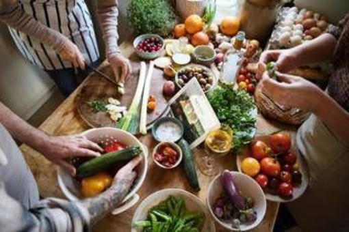 Dieta mediterranea come un farmaco: pronte le prime linee guida